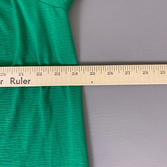 Como Blu Blouse Top Womens 1X Green Textured Button Front 3/4 Sleeve Lace Detail - Picture 7 of 9